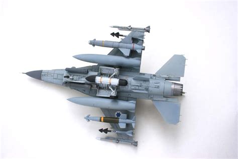 Present in the ceremony were the minister of defense, shaul mofaz, the chief of staffs lt. LuckyModel.com - KINETIC 1/72 F-16I SUFA (KI-K72001)