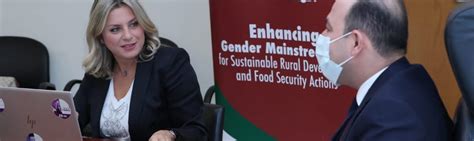 كلودين عون في جلسة حوار حول تعزيز إدماج مفهوم النوع الاجتماعي في سياسات وبرامج وزارة الزراعة