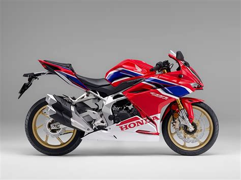 Check the reviews, specs, color and other recommended honda motorcycle in priceprice.com. 2021 Honda CBR250RR with more power & new colours launched ...