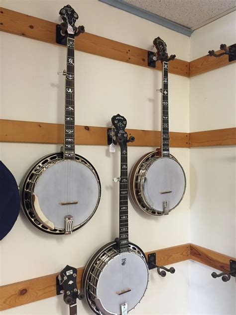 Pin By B Johnson On Banjos Banjo Instruments Music Instruments