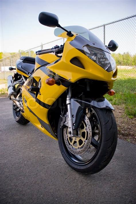 Find 250 crotch rocket at the best price. A brand new yellow motorcycle - modern day crotch rocket ...