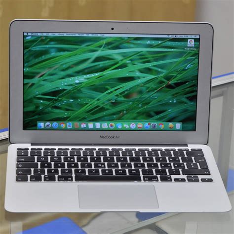 Nah, untuk rekomendasi yang pertama yaitu asus x455lj yang merupakan laptop asus harga 5 jutaan terbaik yang dilengkapi dengan prosesor intel core i3 generasi ke 5 dan juga vga. Jual Macbook Air Core i5 ( 11.6-inchi ) Mid-2011 | Jual ...