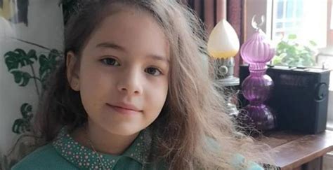Tv 8 kanalını canlı ve kesintisiz hd olarak izleyin. Aylin Akpınar kimdir, kaç yaşında, nereli, boyu, kilosu ...