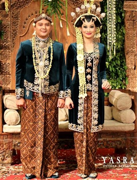 Javanese Wedding Solo Style In Indonesia