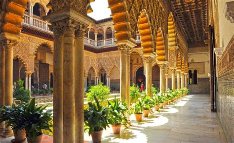 Oder eine crema catalana und dazu einen carajillo. Alcázar von Sevilla | Sevilla sehenswürdigkeiten, Sevilla ...