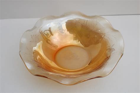 Vintage Floragold Jeannette Glass Large Ruffled Bowl W Iridescent Peach Luster Color