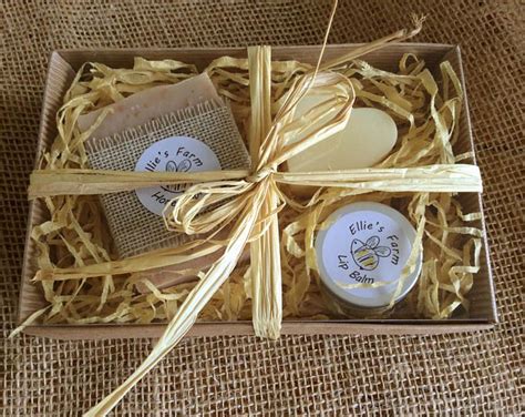 Handmade soaps is basically manufactured soaps made from the liquid soap base and other raw materials for the actual handcrafting. Personalised Gifts Ideas : Handmade Soap Gift Set, Lip ...