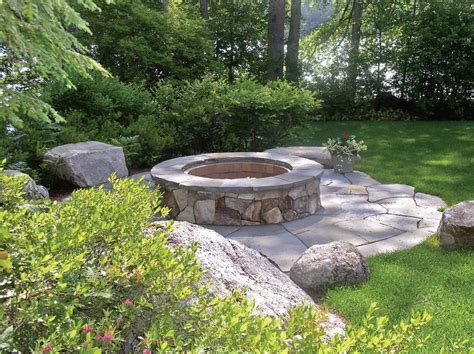 People and wildlife alike enjoy ponds, and even a relatively small water feature can bring life, sound, and. lakefront landscaping ideas - Google Search | Small ...