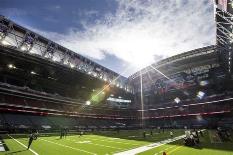 Nrg Stadium Roof Open For Texans Patriots