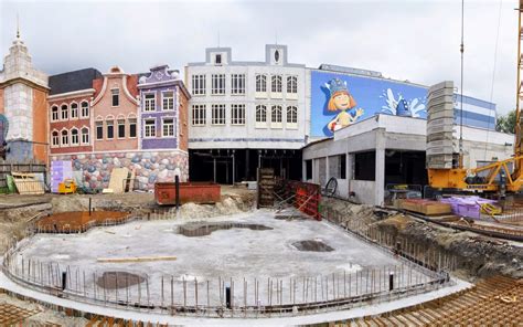 Les toboggans du plopsaqua de hannut continuent de prendre forme. Nouvelles images pour Plopsaqua à Plopsaland De Panne ...