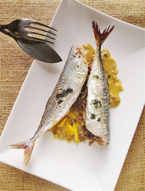 Lo sgombro al forno con le erbe aromatiche fresche è un secondo piatto di pesce molto semplice e veloce da preparare. Sgombri Farciti al Forno con Salsa all'Arancia. Mantra in ...