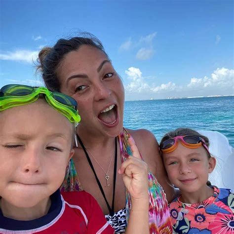 Maybe you would like to learn more about one of these? Mariana revela que su hijo tiene un padecimiento cerebral