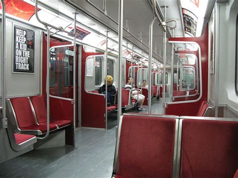 TTC T1 subway car interior | IMG_10400 | Nayuki | Flickr
