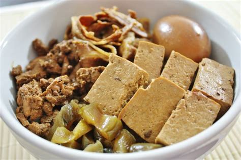 Check spelling or type a new query. Lu Rou Fan Recipe (卤肉饭 or Braised Meat Rice ) | Spring ...