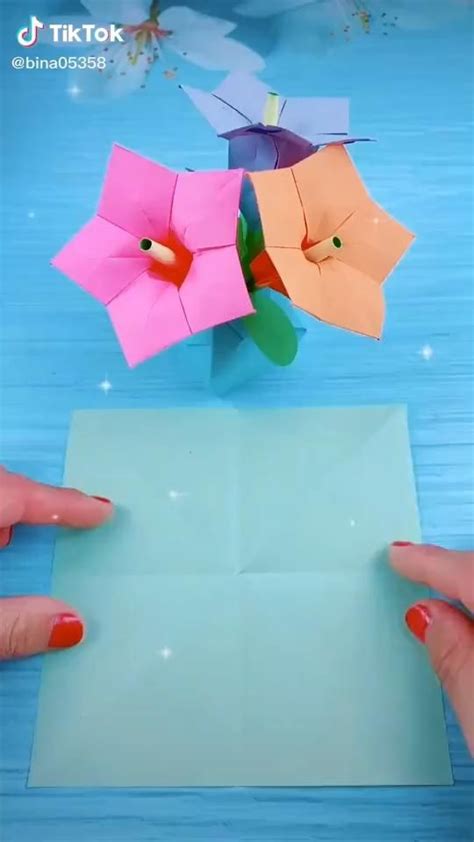 This video tutorial will teach you how to make origami mandala. Origami Mandala Schwan - Faltanleitung Origami Schwan ...