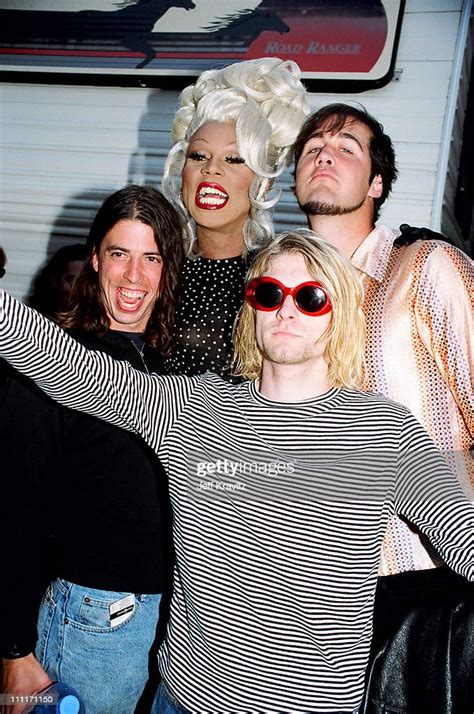 Rupaul With Dave Grohl Kurt Cobain And Krist Novoselic Of Nirvana News