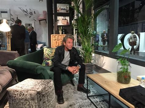 Mit einer wohnfläche von 140 bis 200 m² ist es in seiner art einmalig und dank. Wohnen mit Tabaluga - Peter Maffay stellt auf der ...