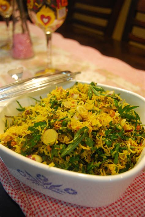 Kerabu pegaga & ulam raja. DAPUR KAYU: Kerabu Ulam Raja
