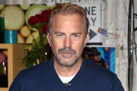 Kevin Costner / Asked About Justice League, Kevin Costner Asks, 'Is That a  : Kevin costner 