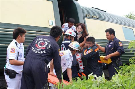 รถไฟขบวนเที่ยวหรู ฉึกฉักไทย-สิงคโปร์ ตกรางราชบุรีเจ็บ2
