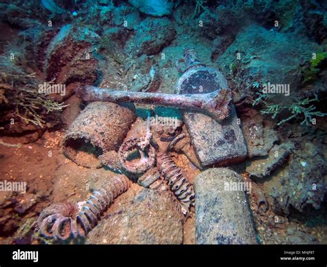 Titanic Underwater Skeletons