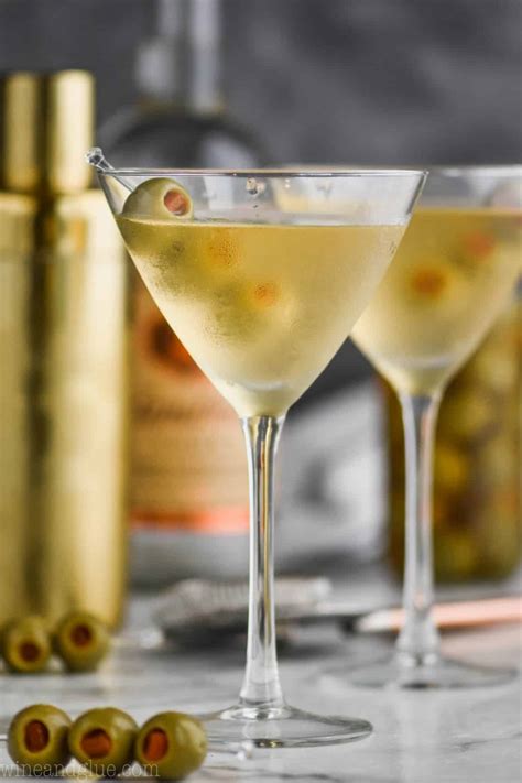 Easy And Delicious Dirty Martini Recipe Wine And Glue