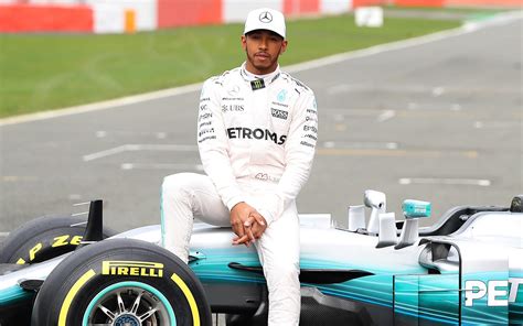 Introduction as of 2021, lewis hamilton's net worth is estimated to be roughly $285 million. Comment contacter Lewis Hamilton ? - Comment appeler