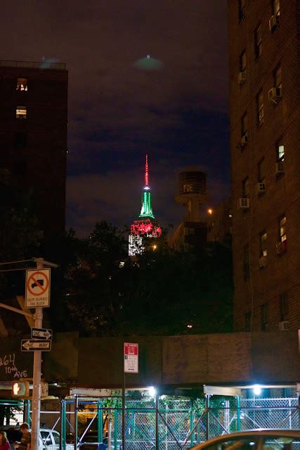 Ufo Sightings Daily Green Ufo Seen Over New York City On Aug 8 2015