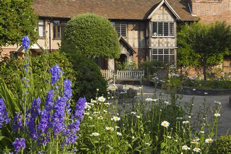 How To Make The Most Of Visiting Stratford Upon Avon