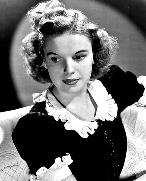 judy garland actress vintage movies motion pictures free image from
