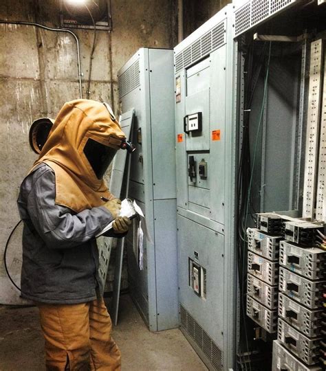 Electrical Ppe Is Crucial To Arc Flash Safety Electrical Safety