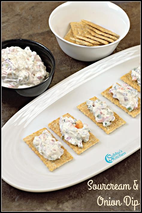 Caramelizing onions brings out their naturally sweet, super delicious flavor. Sour Cream and Onion Dip Recipe - Subbus Kitchen