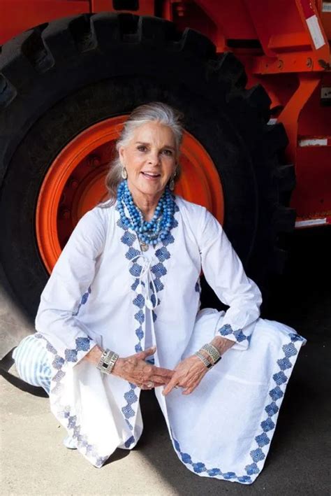 Ageless Style Ali Macgraw Aging Gracefully Ageless Style Ali Macgraw