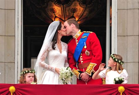 Prince william and his fiancee kate middleton met more than eight years ago while students at the university of st andrews in scotland. Kate Middleton's Royal Ascot Dress Resembles Her Wedding Gown