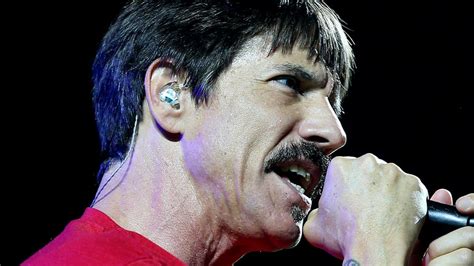 Tragic News Hits Anthony Kiedis Of Red Hot Chili Peppers