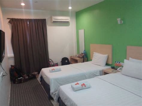Book with confidence at orbitz! Putra Brasmana Hotel: Reviews, Prices & Photos (Kuala ...