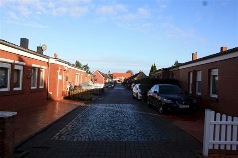 Guten tag, wir suchen zum 01.11.2021 ein haus zur miete in emden und umgebung. Immobilien-Emden und Ostfriesland - Haus mit 4 Zimmer in ...
