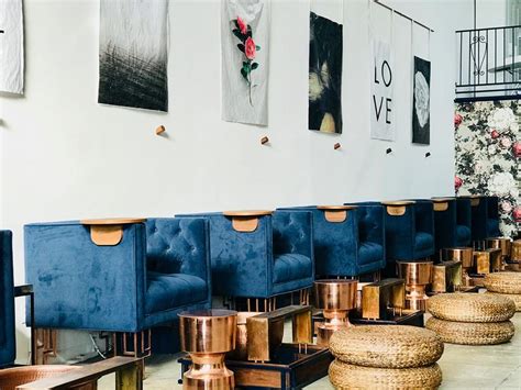 They also offer chemical services which include tint retouching, partial highlights, and keratin treatments. 41 Black Owned Nail Salons | SHOPPE BLACK