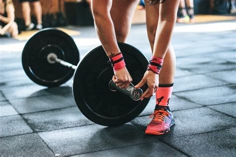 The Health Benefits Of Lifting Weights Go Beyond Building Muscle