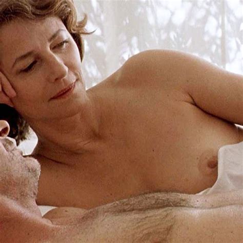 Charlotte Rampling Nude Sex Scene From Sous Le Sable Imagedesi Com