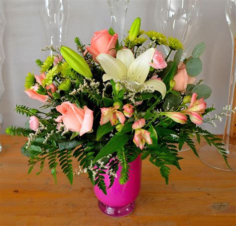 Small Sympathy Arrangement For The Home Funeral Flowers Flower