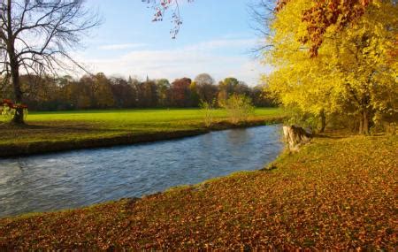 Eine besonderheit des englischen gartens ist die begräbnisinsel im großen parkteich. Englischer Garten, Munich | Ticket Price | Timings ...