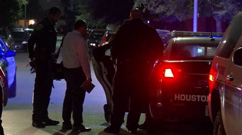 man in custody after fatal sw houston shooting houston chronicle