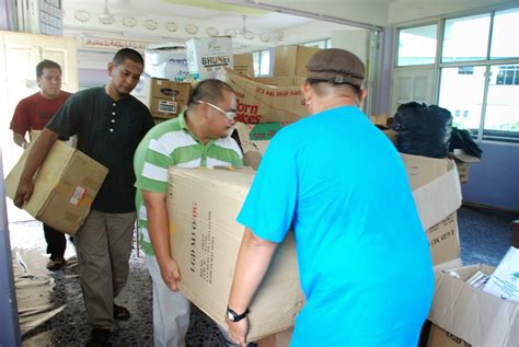 Maklumat penggunaan buku teks kementerian pelajaran malaysia. Sekolah Persediaan Arab Bandar Seri Begawan: Pembakaran ...