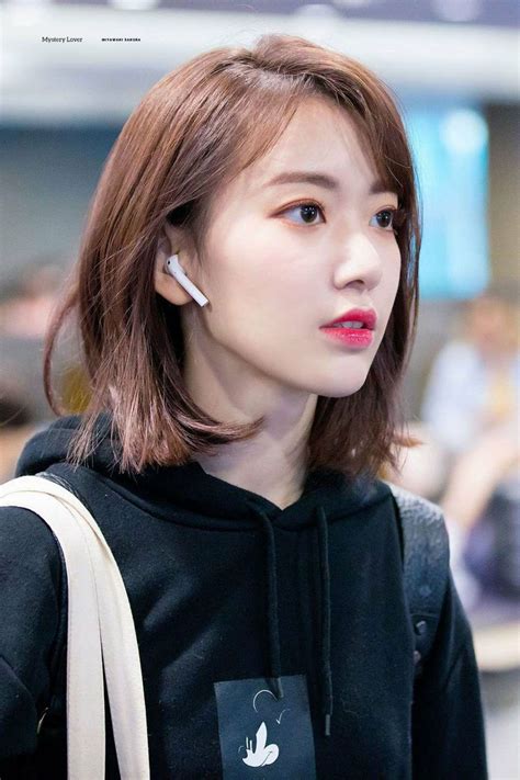 This is 松岡菜摘 宮脇咲良 クッキングタイム by eyuw on vimeo, the home for high quality videos and the people who love them. 最新の宮脇咲良(IZONE)が完全に韓国人だと話題wwwwwwww | 音ヲタ