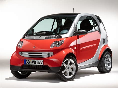The marque is based in böblingen, germany. Smart fortwo coupe (2005) - pictures, information & specs