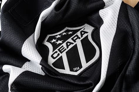 From wikimedia commons, the free media repository. Camisetas Topper del Ceará SC 2017/18