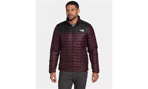 The 16 Best Men’s Puffer Jackets For Staying Toasty In 2022 Spy