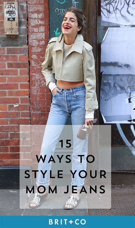 Mom Jeans Are Back 15 Ways To Style The Trend Mom Jeans Mom Jeans