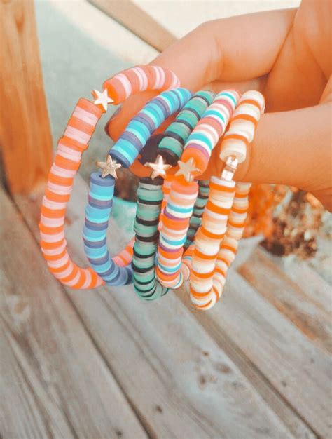𝚎𝚍𝚒𝚝𝚎𝚍 𝚋𝚢 𝚊𝚗𝚗𝚊 𝚠 𝚌𝚘𝚕𝚘𝚞𝚛𝚝𝚘𝚗𝚎 Preppy Jewelry Preppy Bracelets